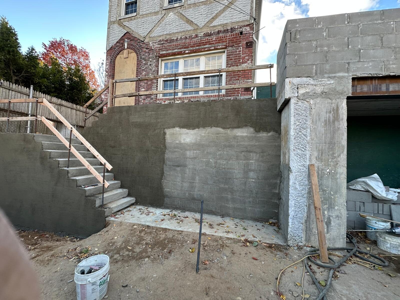 Finished concrete steps and retaining wall - Queens NY